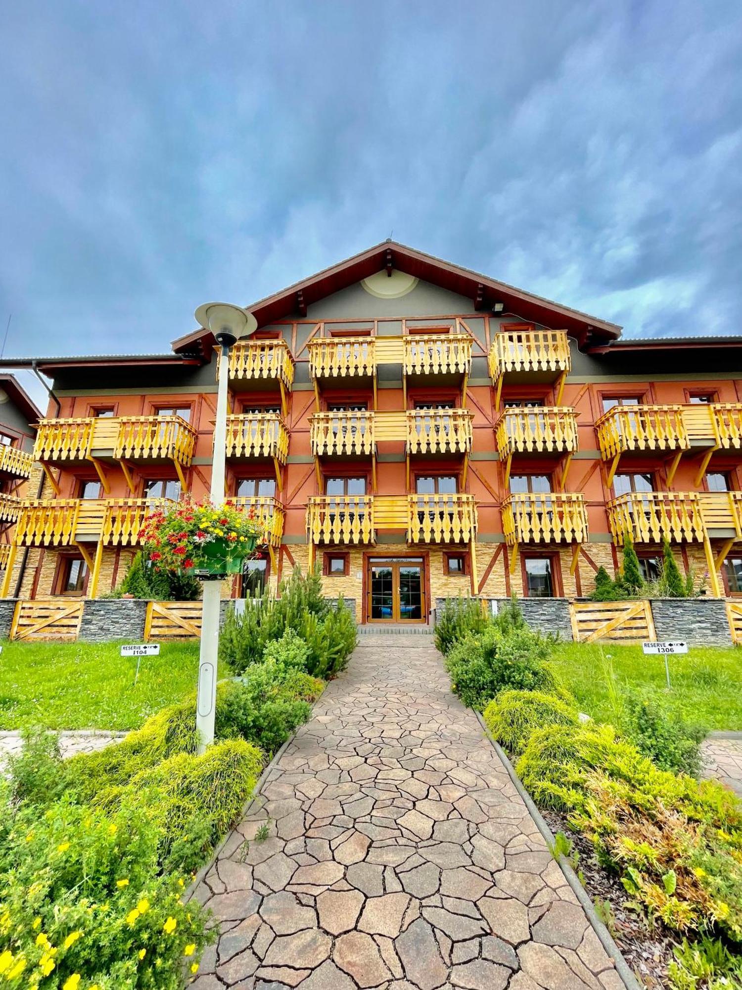 Apartment Jenny- Stunning View Of High Tatras Vel'ka Lomnica Exterior foto